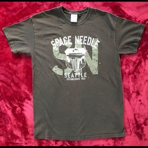 GILDAN SN Seattle Space Needle Graphic T-shirt Med